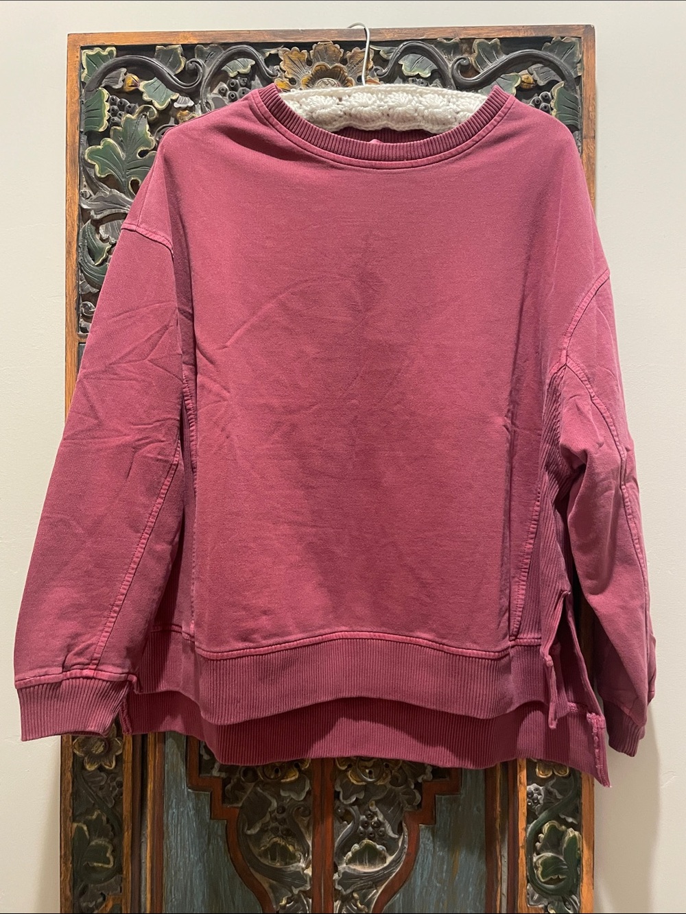 NWOT Zenana Outfitters Dusty Rose/Wine Crewneck Pullover Sweatshirt Small
